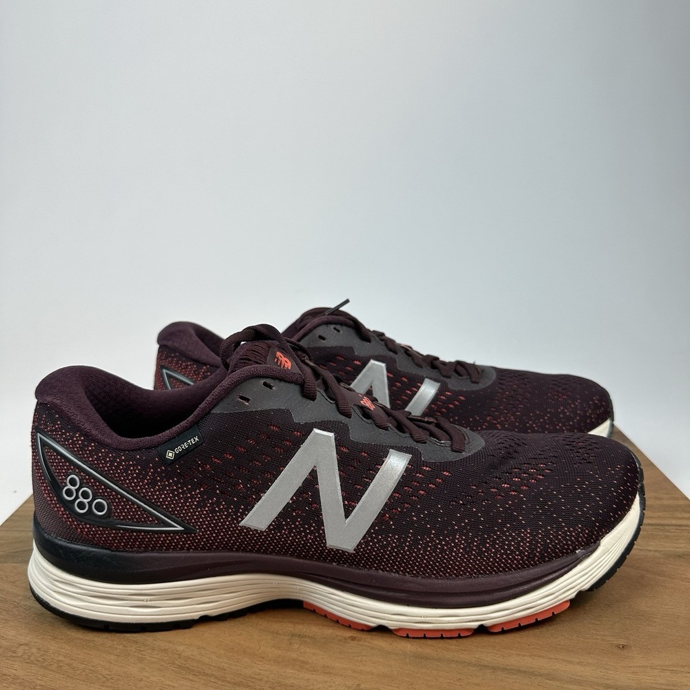 NIB Mens New‎ Balance 880 GT9 Running Course Athletic Shoes Sneakers Size 12.5 M